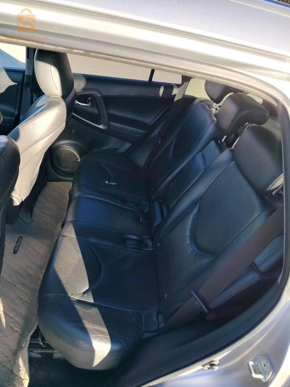 تويوتا RAV 4 2012 8 بشار