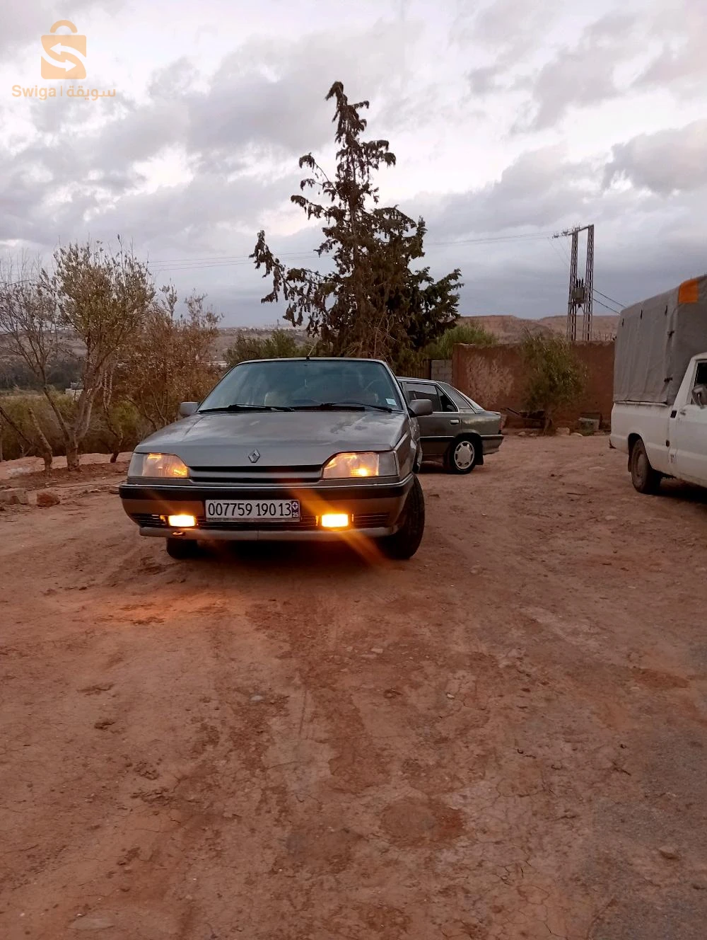 رينو R 25 13 تلمسان