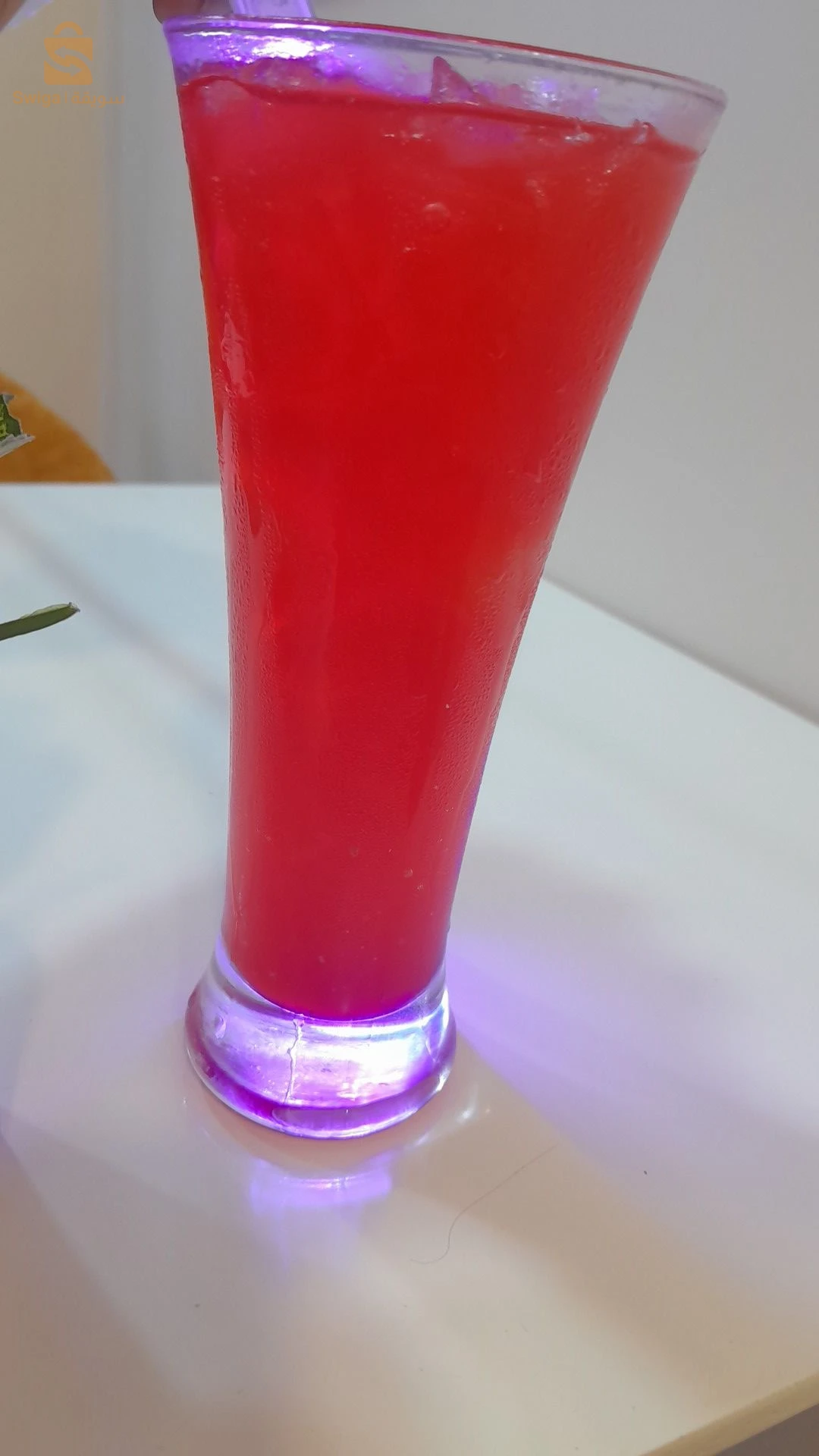 shaker barman cocktail