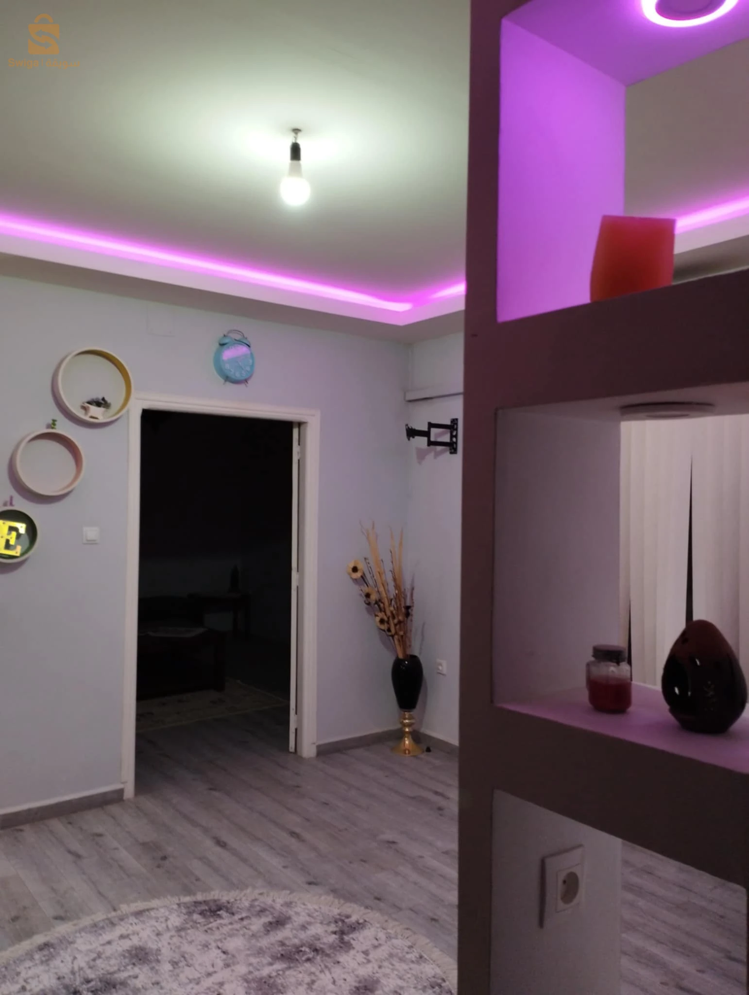 فيلا للبيع 3 طوابق مفرشة 
0542277861