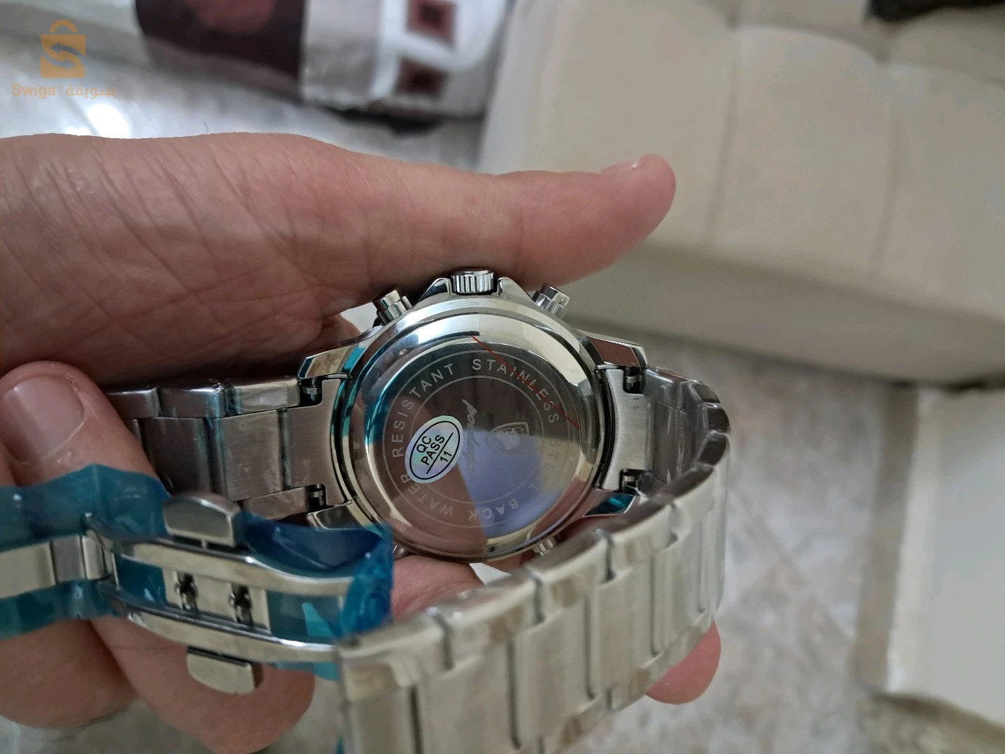 montre de luxe poedagar numérique et electronique