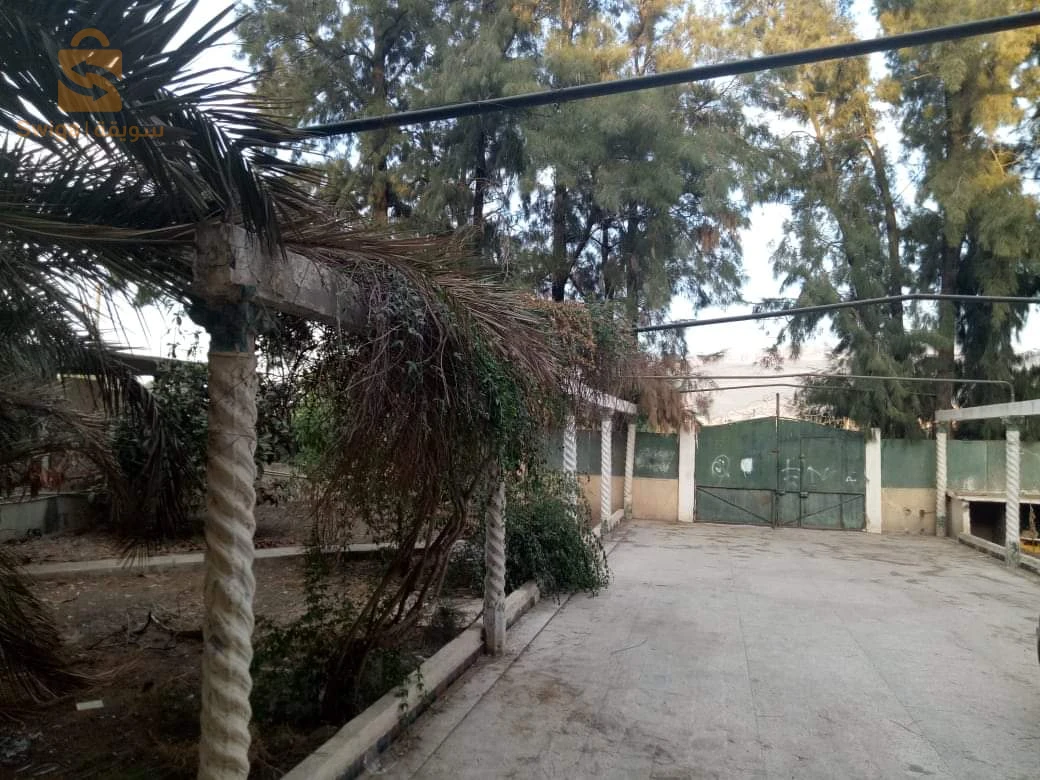 Villa commercial et habitat