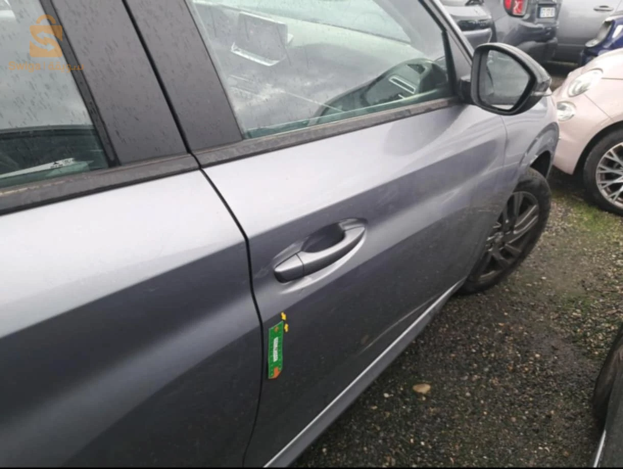 Peugeot 208 2022 5 BATNA