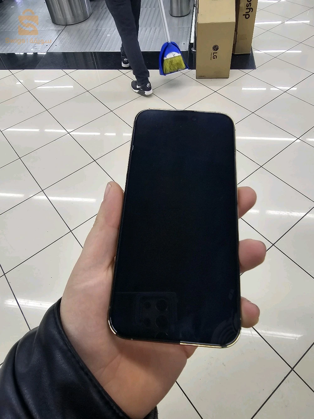 iPHONE


14 Pro Max CE ₩₩256gb


battery


100%


₽e etat 10/10
205000