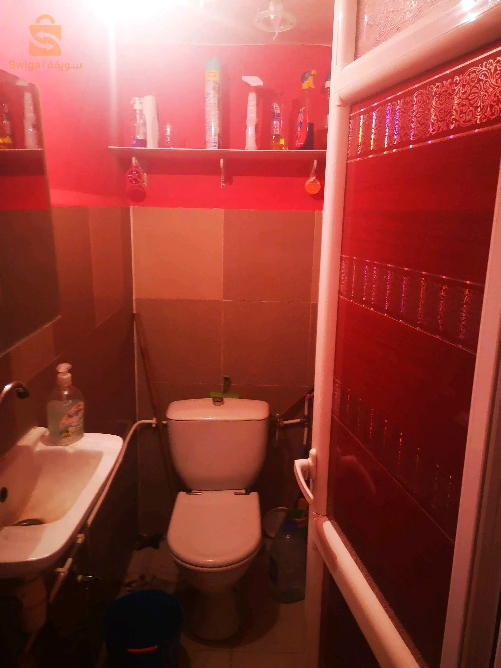 السلام عليكم عندي محل للبيع في مدينه بوهارون اللي هم الامر يتصل الرقم التالي 07 70 94 48 02