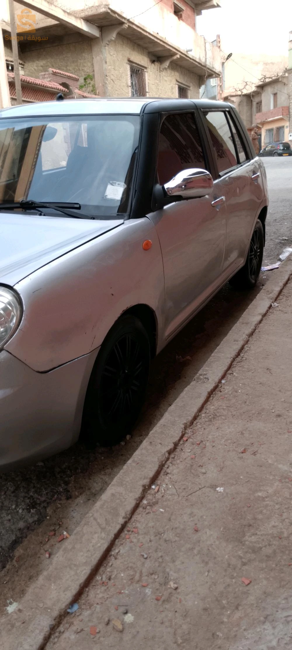 فيها سوباسمو و شوك مافيهاش 
موتار فيه دوزيام تلاشي 
خصها شويا بريكول