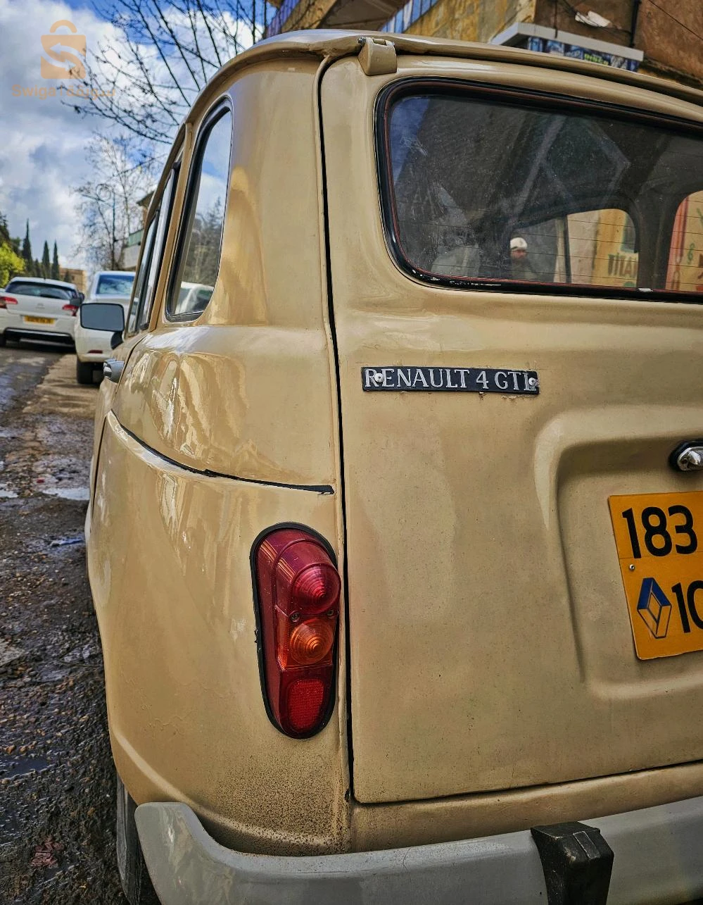رينو R 4 1983 26 المدية