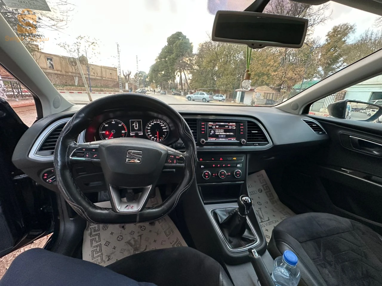 Ww seat leon fr plus 2014 كلشي مبدل فيها لاشان كيت شان ديبرييابل كلش مبدل على 200الف  سيري بنوات جديد مفيها والو 00بنتورة