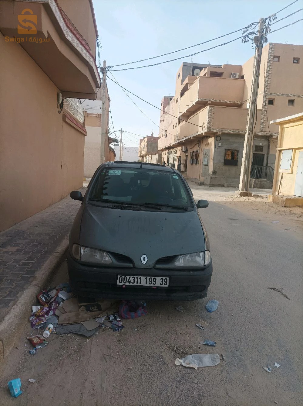 رينو Scenic 1999 39 الوادي