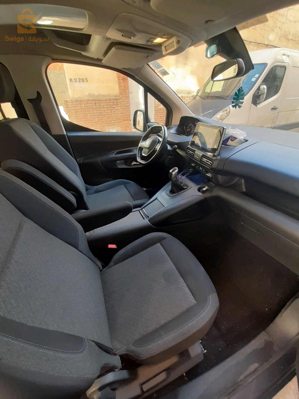 vente Peugeot rifter 2021 safi tout option 0 retouche ,0 Peinture  (41000 klm) n: 0561541612