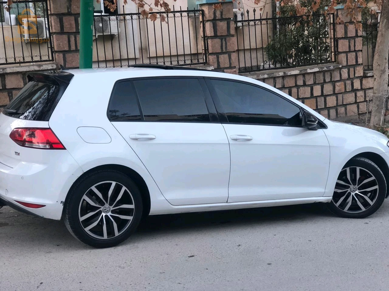 golf 7 hailine 2l 110 ch نظيفة ماشاء الله فيه بارشوك و 2 راكور على نضافة صغار فيها موتور محطوط ربي بارك ،ميكانيك سيسبونصيو 10\10 كل مارش راهي في ميلة سنطر