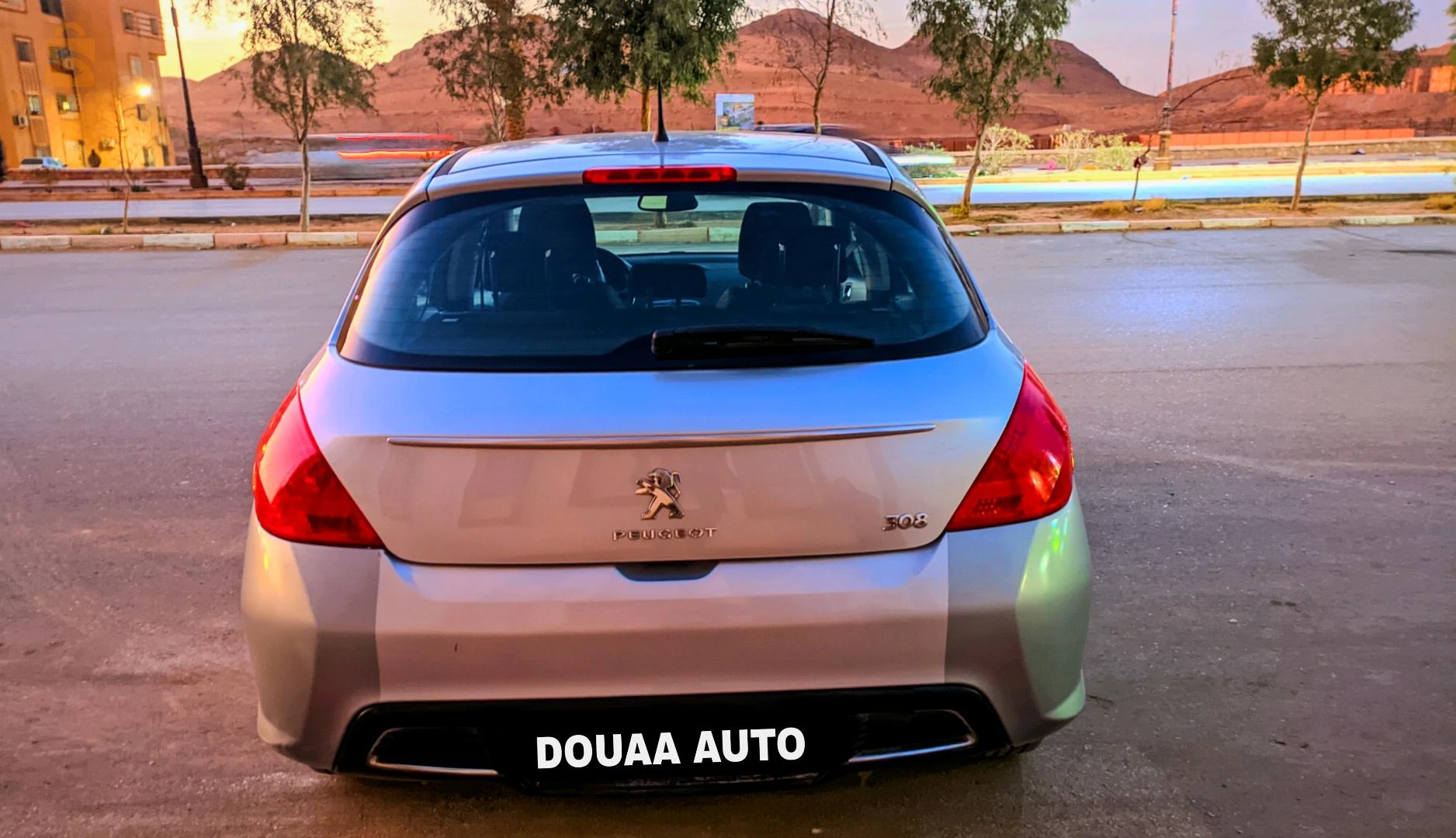 بيجو 308 2012 3 الاغواط
