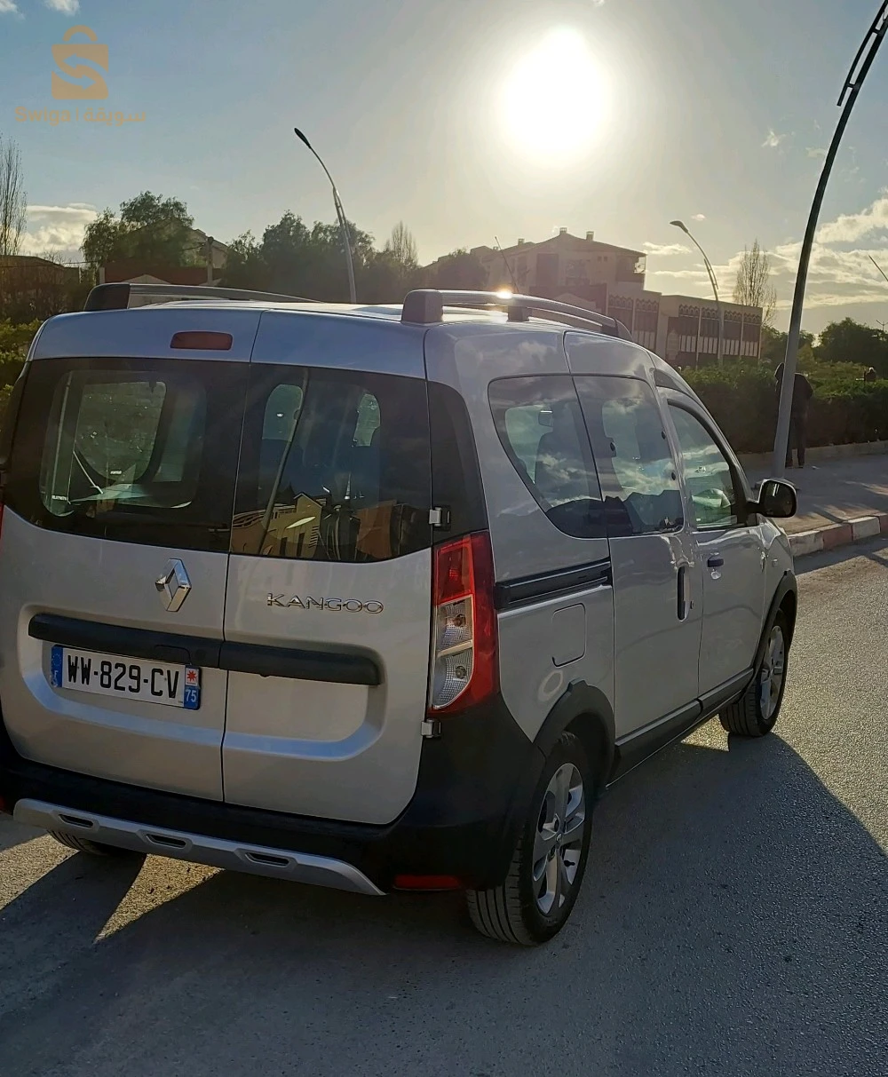 KANGOO 2024