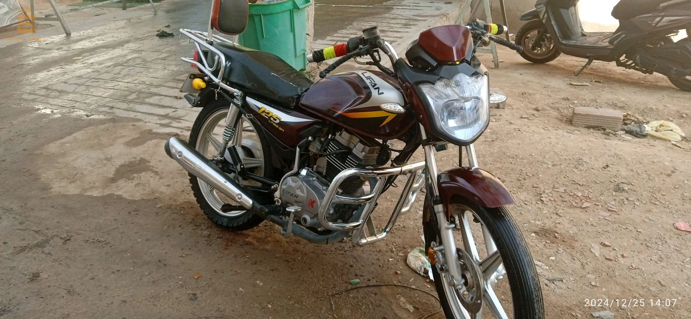 079844892