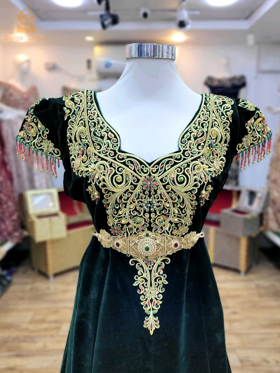 قندورة عنابية حرة