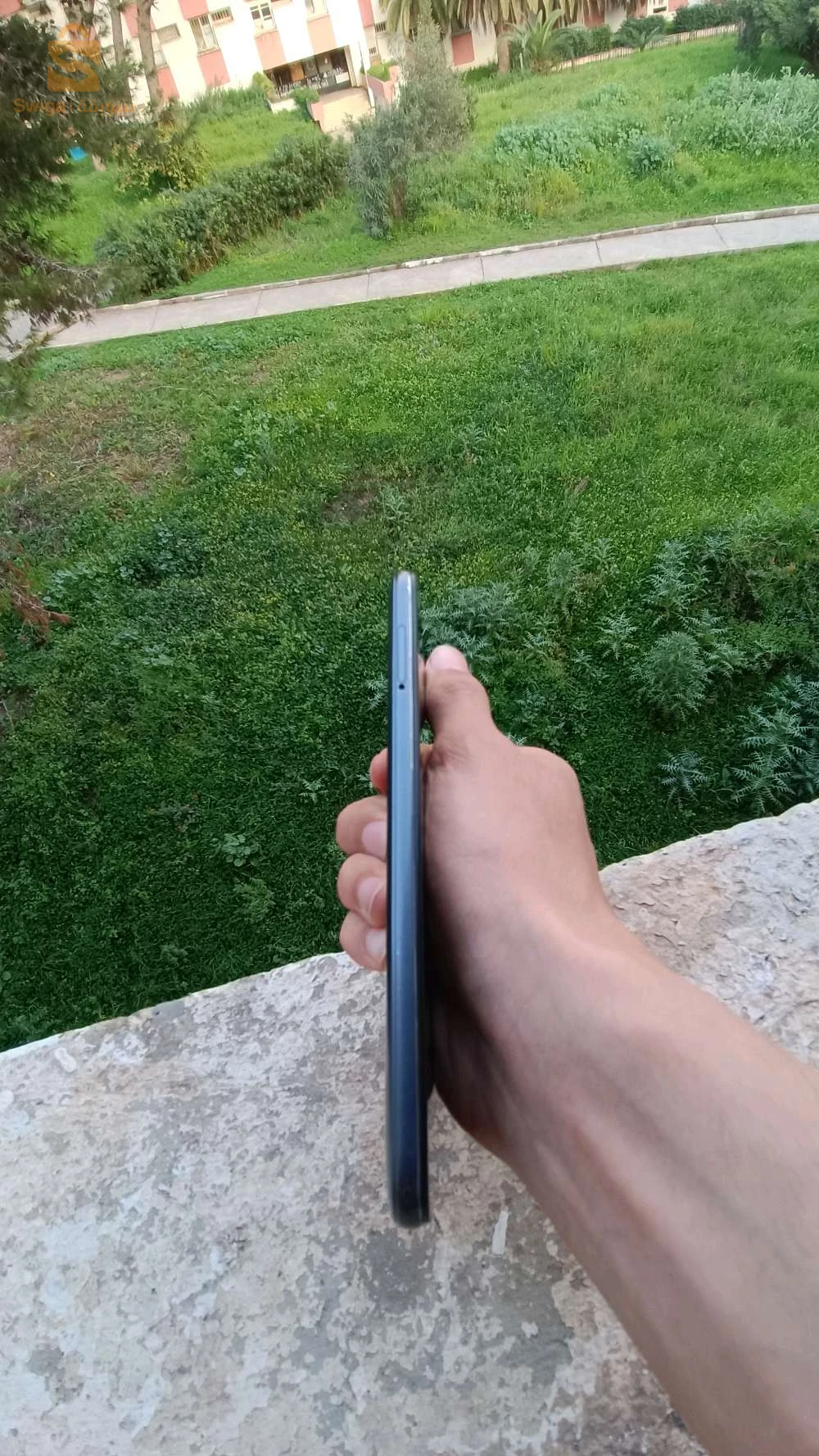 pocophone F1 6/128