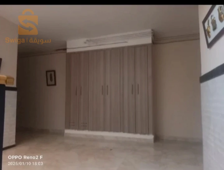 f2 dans une residence pret de lairopport