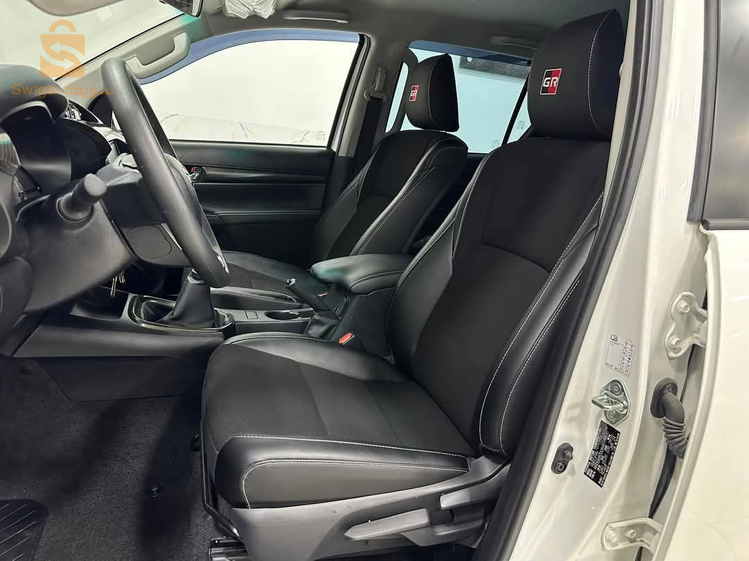 تويوتا Hilux 2024 24 قالمة