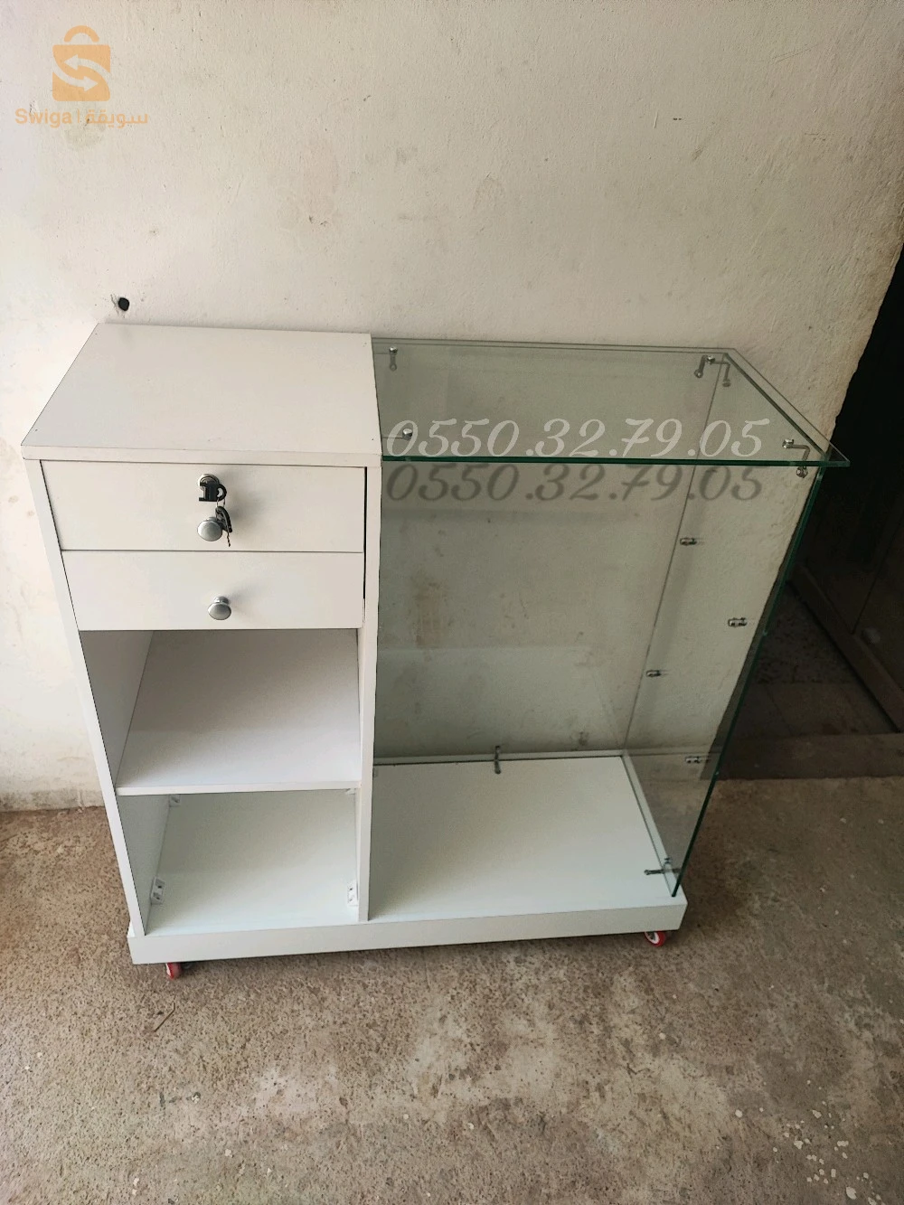 ✨ ▬ Présentoirs d'Exposition en Verre ▬ ✨