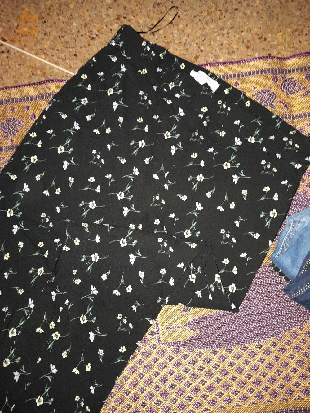 des jeans et pantalons classique de la marque primark