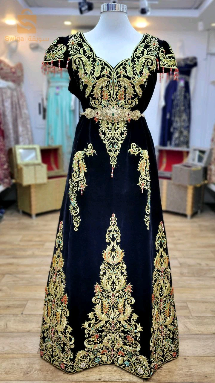 قندورة عنابية حرة