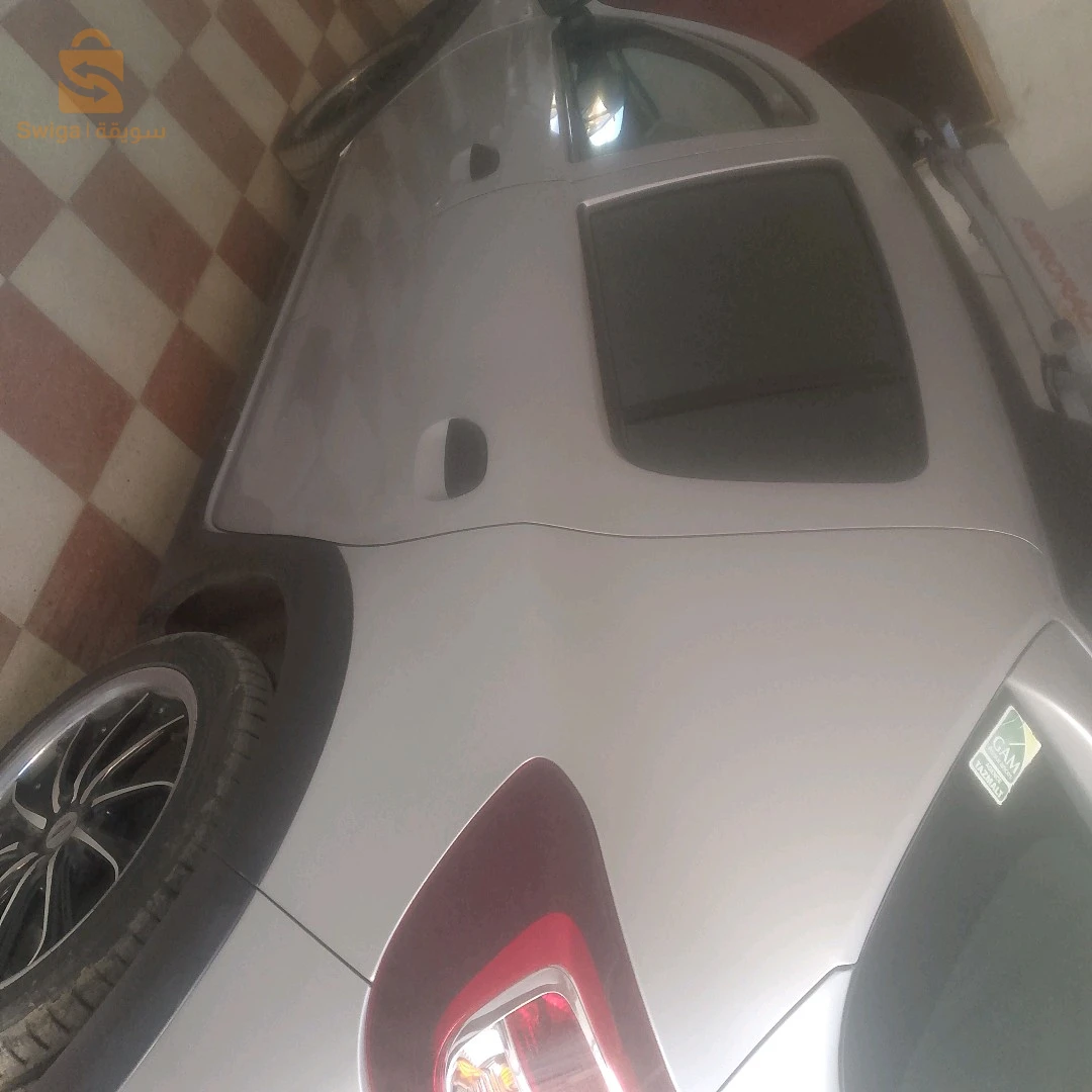 داسيا Sandero 2014 10 البويرة