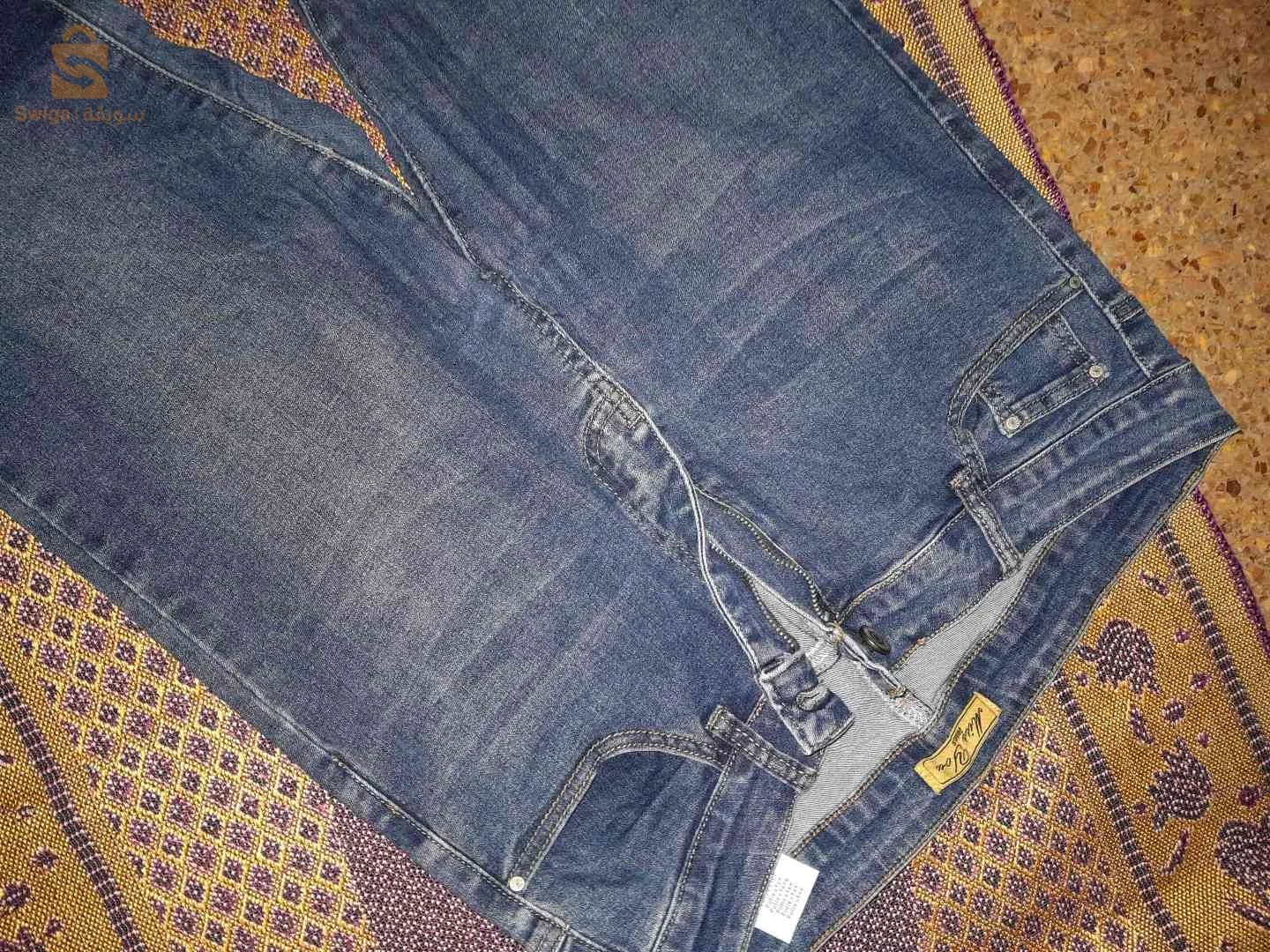 des jeans et pantalons classique de la marque primark