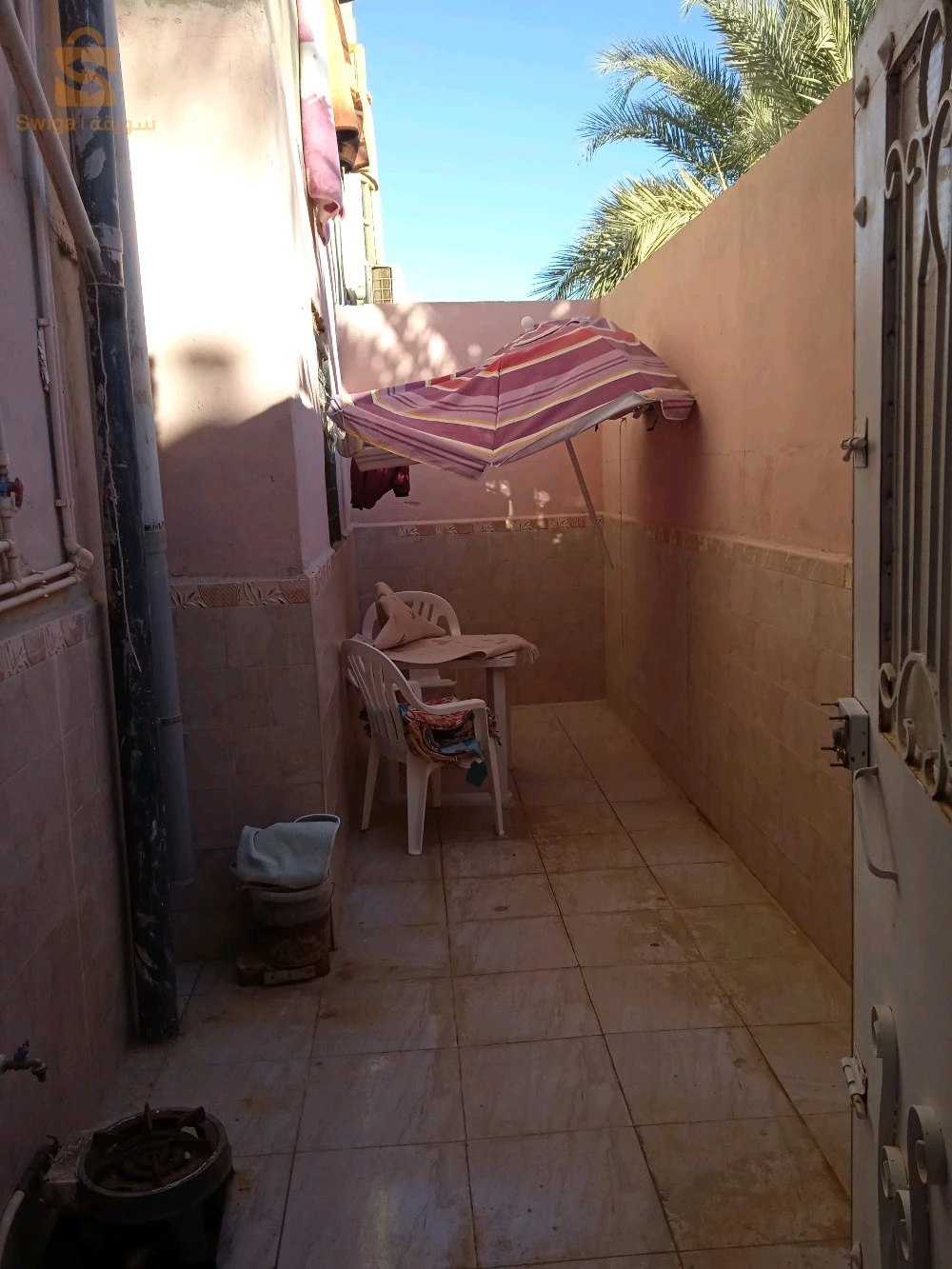 طابق فيلا للبيع