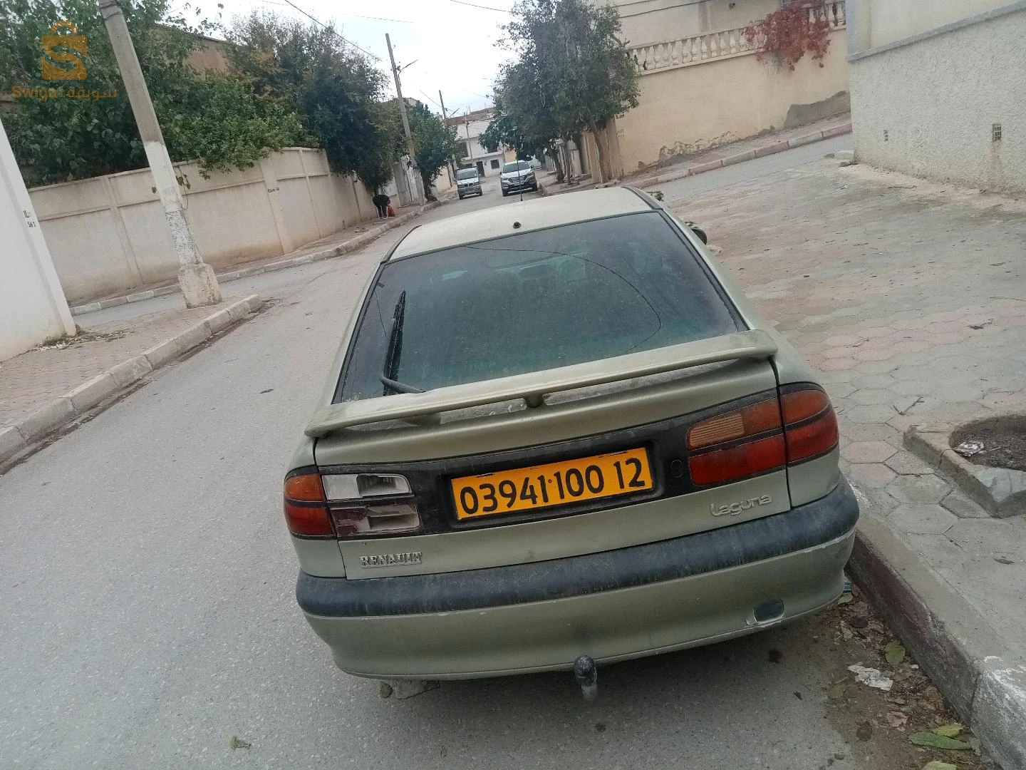 رينو Laguna 2000 12 تبسة