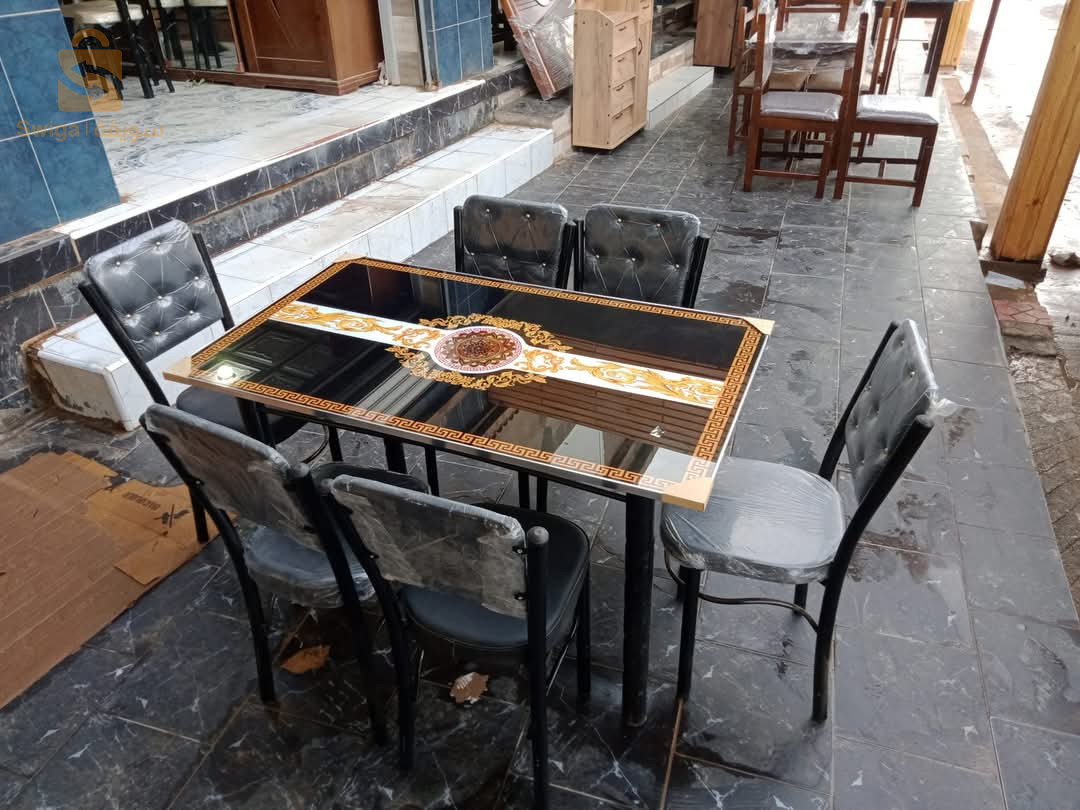 طاولات الأكل 3 D