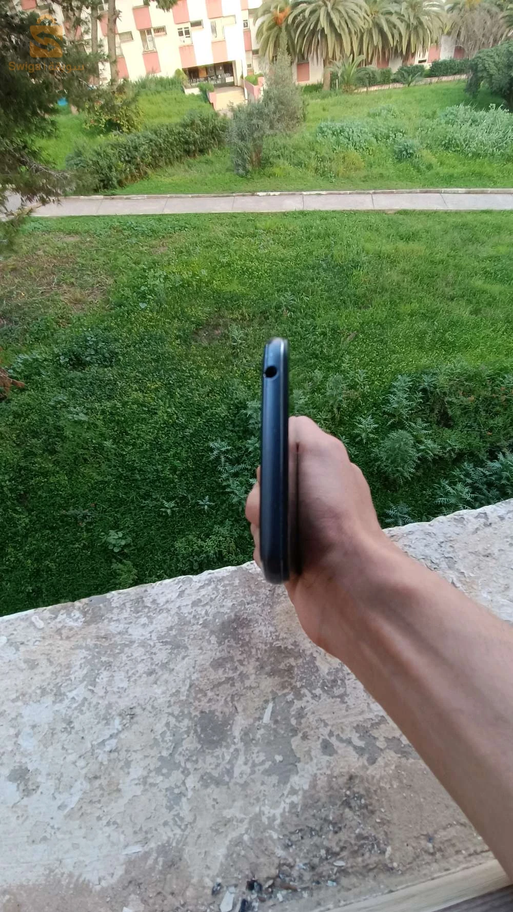 pocophone F1 6/128