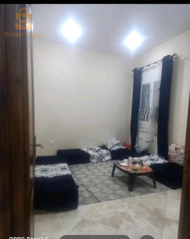 f2 dans une residence pret de lairopport