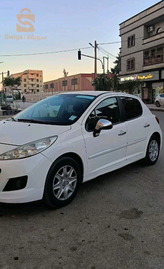 بيجو 207 2012 28 المسيلة