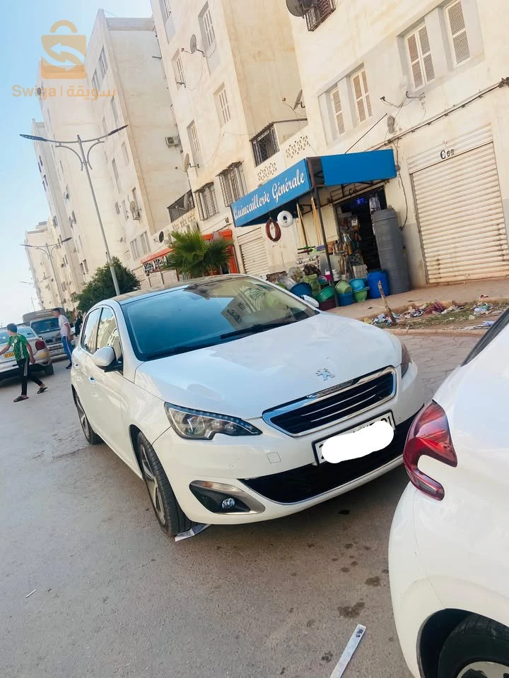 بيجو 308 22 سيدي بلعباس