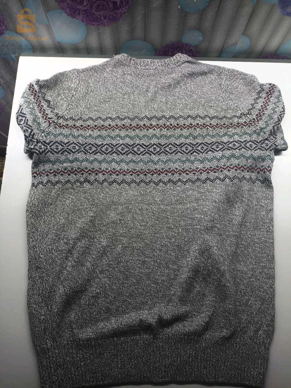 un très beau tricot taille L