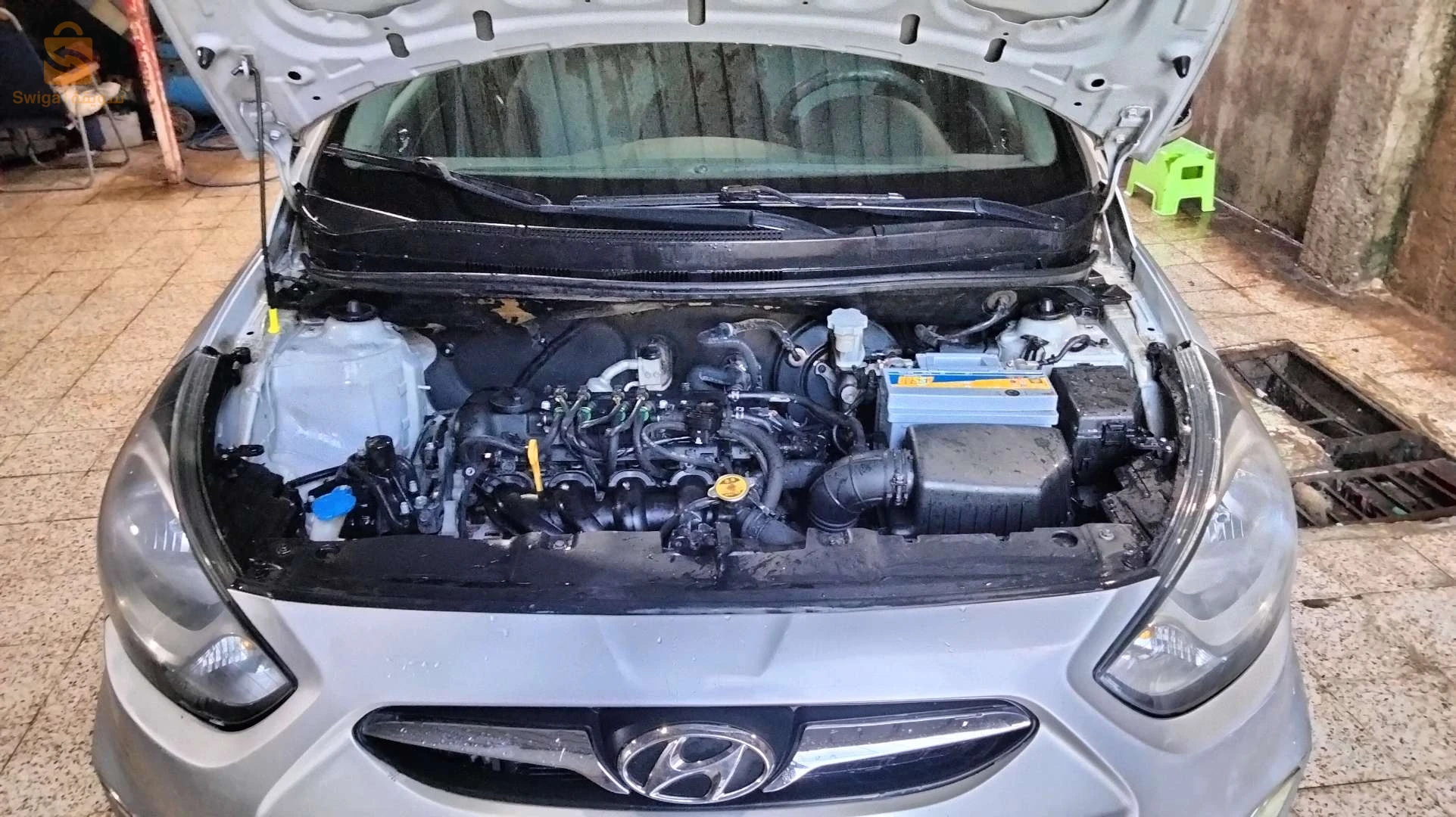 هونداي Accent 2012 2 شلف