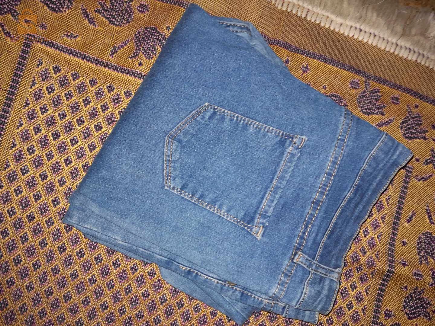 des jeans et pantalons classique de la marque primark
