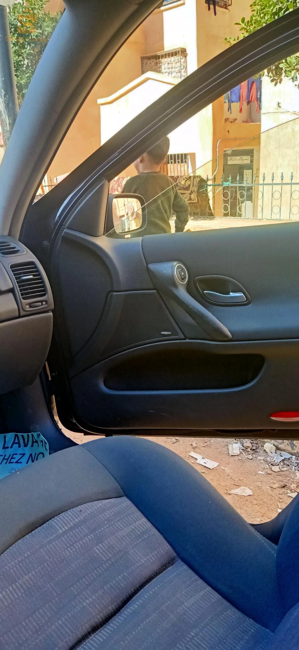 Renault Laguna 2001 48 RELIZANE