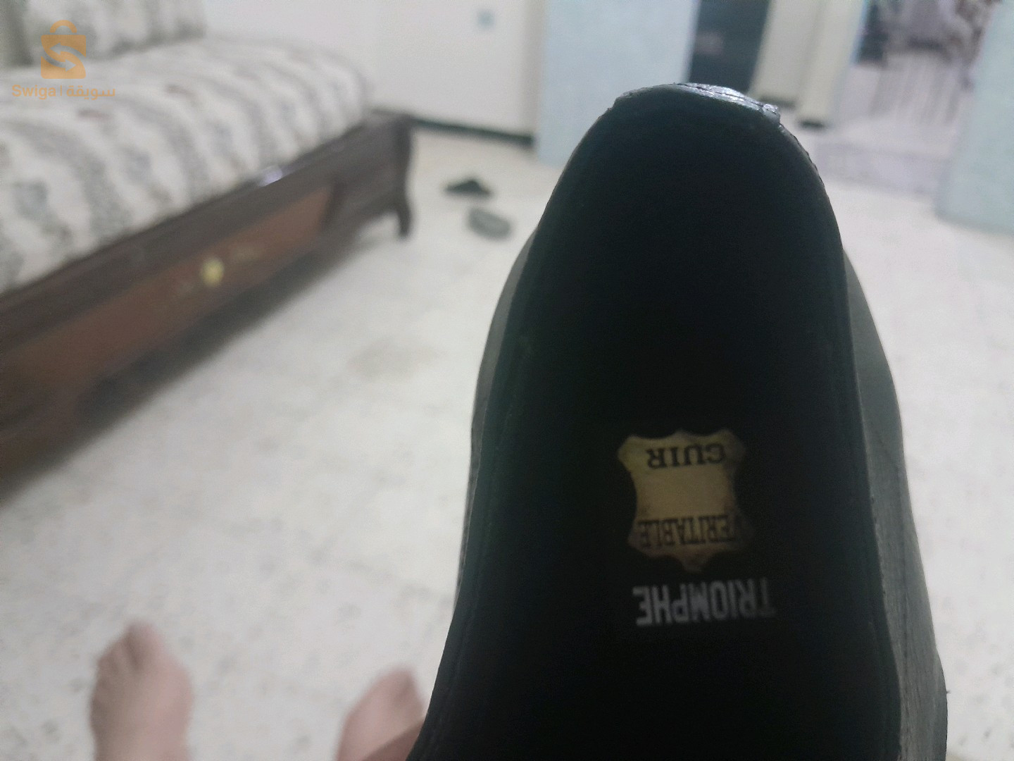 حذاء جلدي كلاسيكي