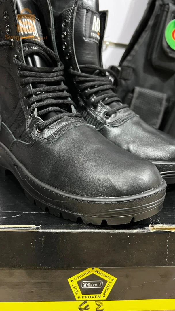 حذاء Magnum boots 1 en algeria
� متوفر الآن بمقاسات من 39 إلى 45