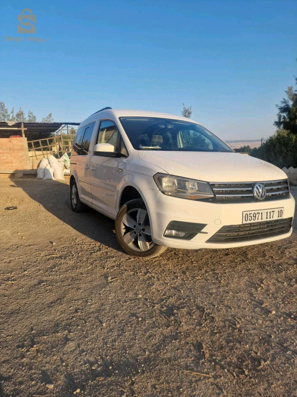 Volkswagen Caddy 2017 10 BOUIRA