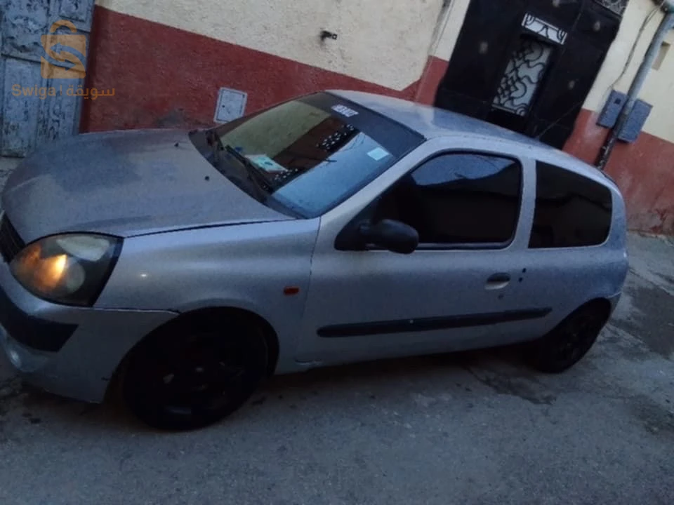 رينو Clio 2 2002 9 البليدة
