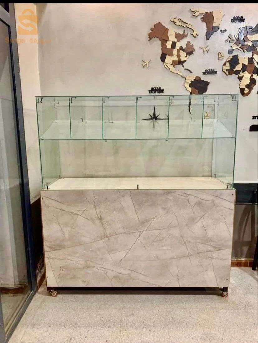 طاولة عرض ( المكسرات …)