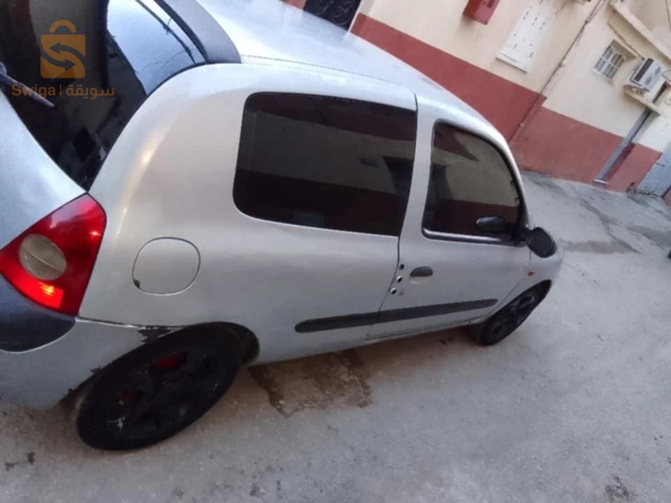 Renault Clio 2 2002 9 BLIDA