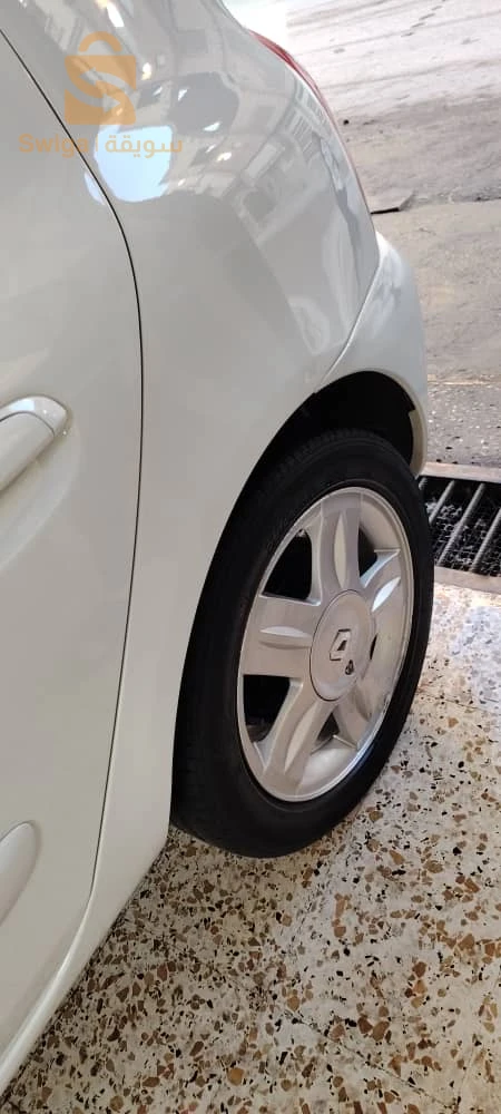 رينو Clio 2 2015 7 بسكرة