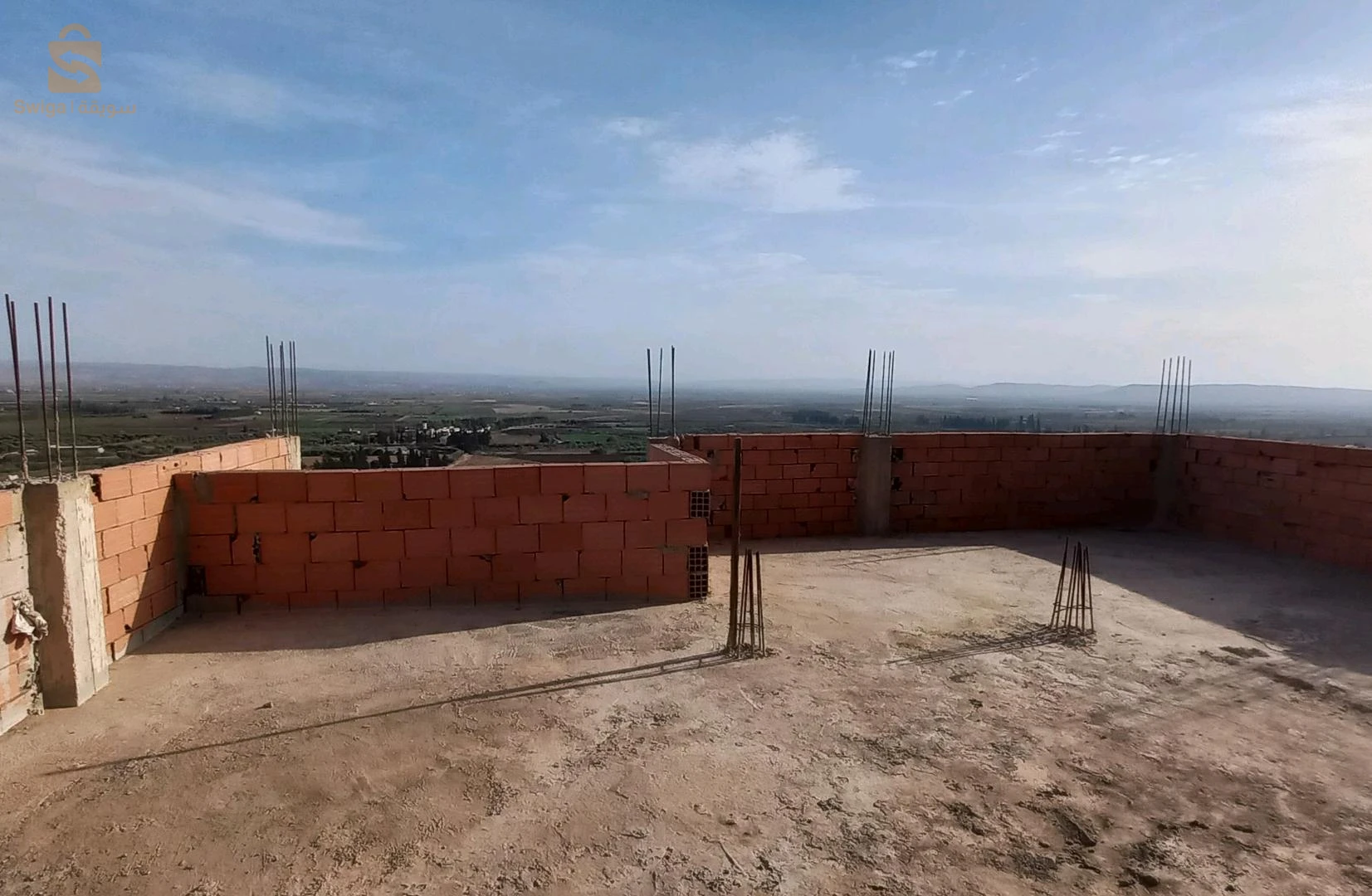 Carcasse avec 1er étage 120m2