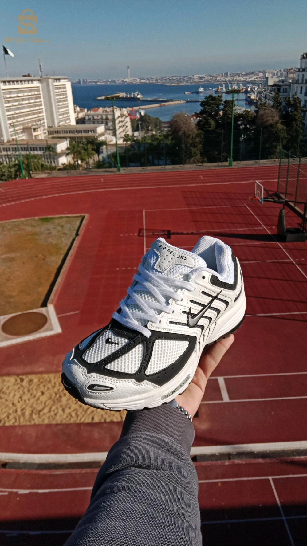 Basket modèle 2025🔥❤️
Nike air peg 2k5 🤍