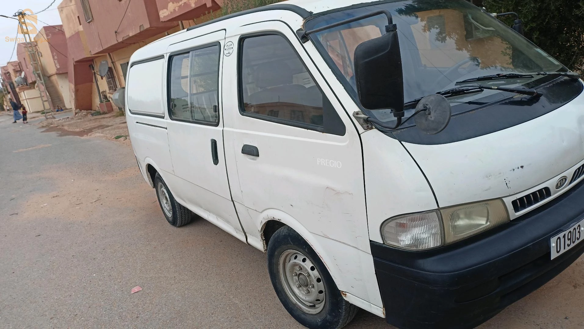 كيا Borrego 2003 32 البيض