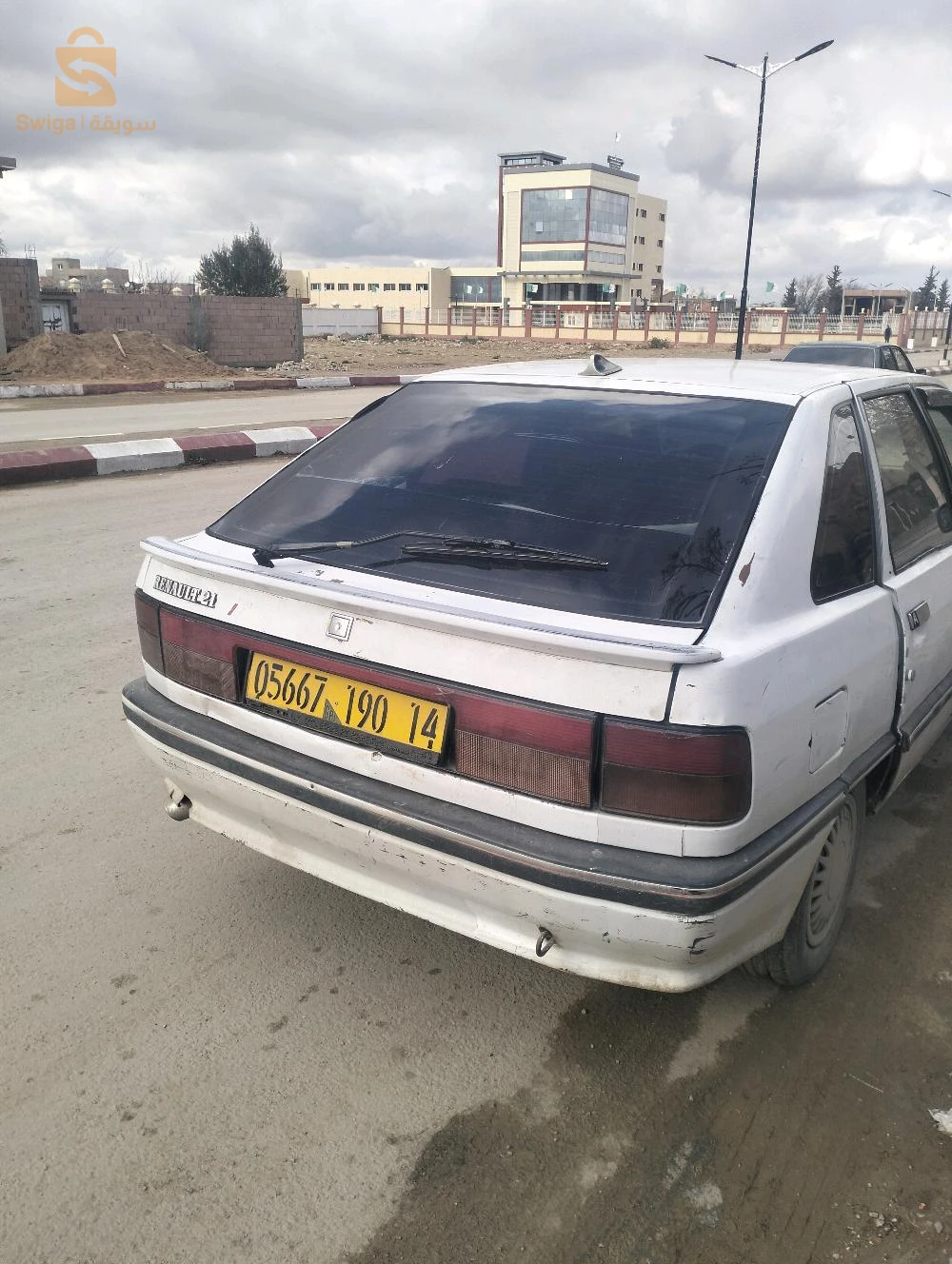 رينو R 21 1990 14 تيارت
