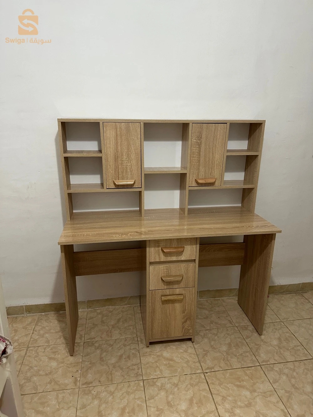 bureau 2 place top modèle et très bien fini et solide ✅
0540881952